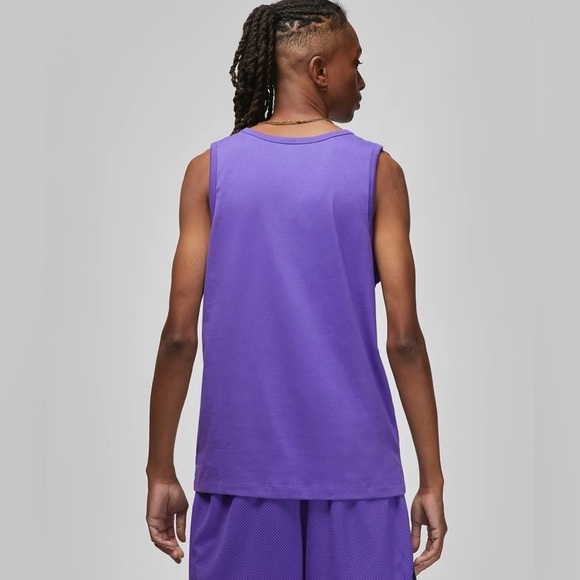 NWT Jordan Sport DNA
Men's Graphic Tank - Picture 2 of 4